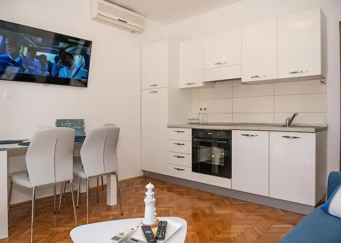 Apartment Pebbles - With Jacuzzi