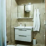 Pebbles - With Jacuzzi Apartment *